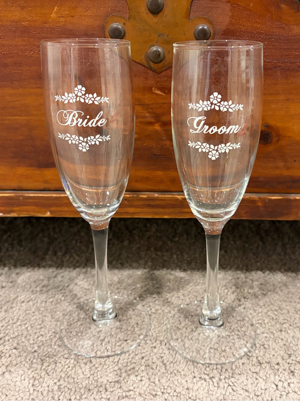 Stanley Clear 'Bride' and 'Groom' Etched Champagne Flutes